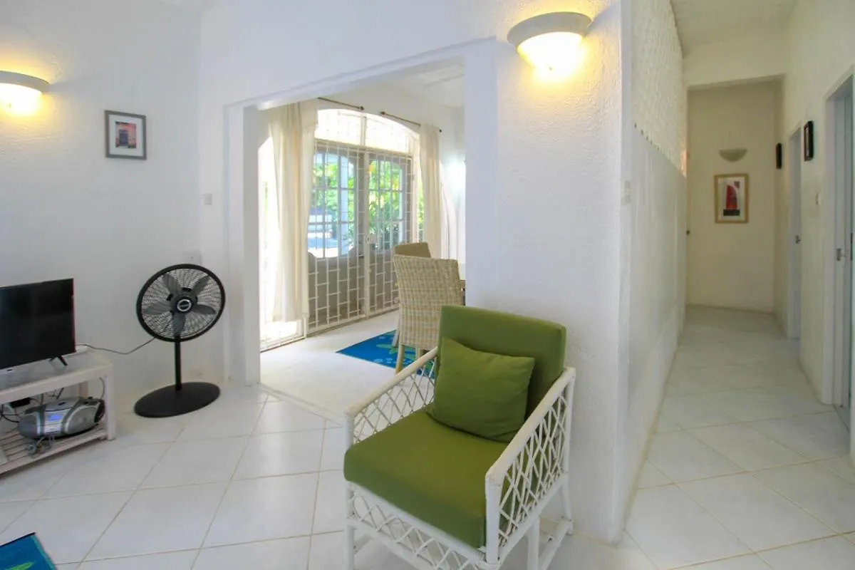2 Minute Walk To Beach & Pool - Casual 2-Bed House Home Saint James 0*,