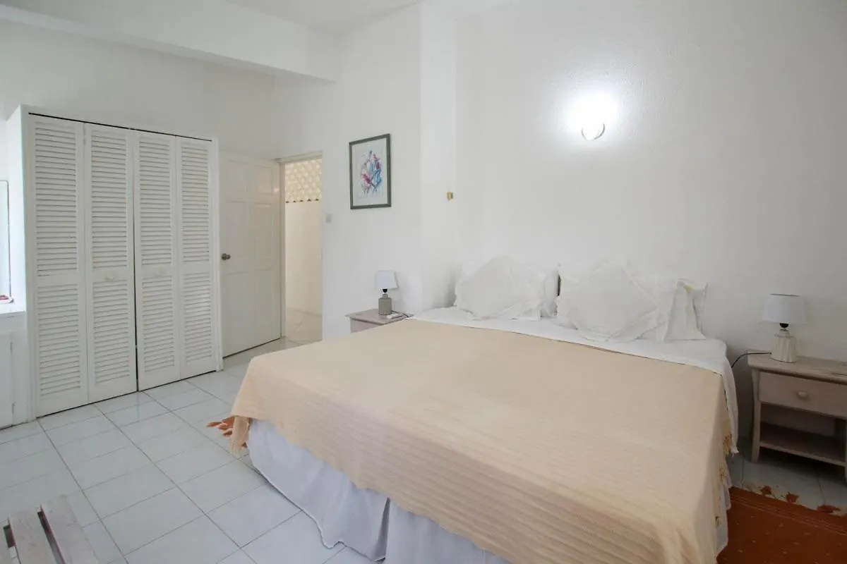 2 Minute Walk To Beach & Pool - Casual 2-Bed House Home Saint James Barbados